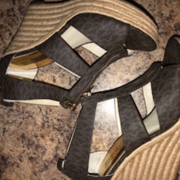 Michael Kors Wedges - Picture 3 of 4